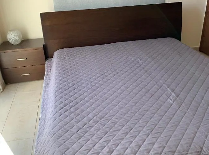 In Βίλα Πρωταράς